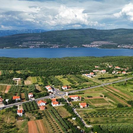Apartman Lucija Leilighet Pridraga Eksteriør bilde