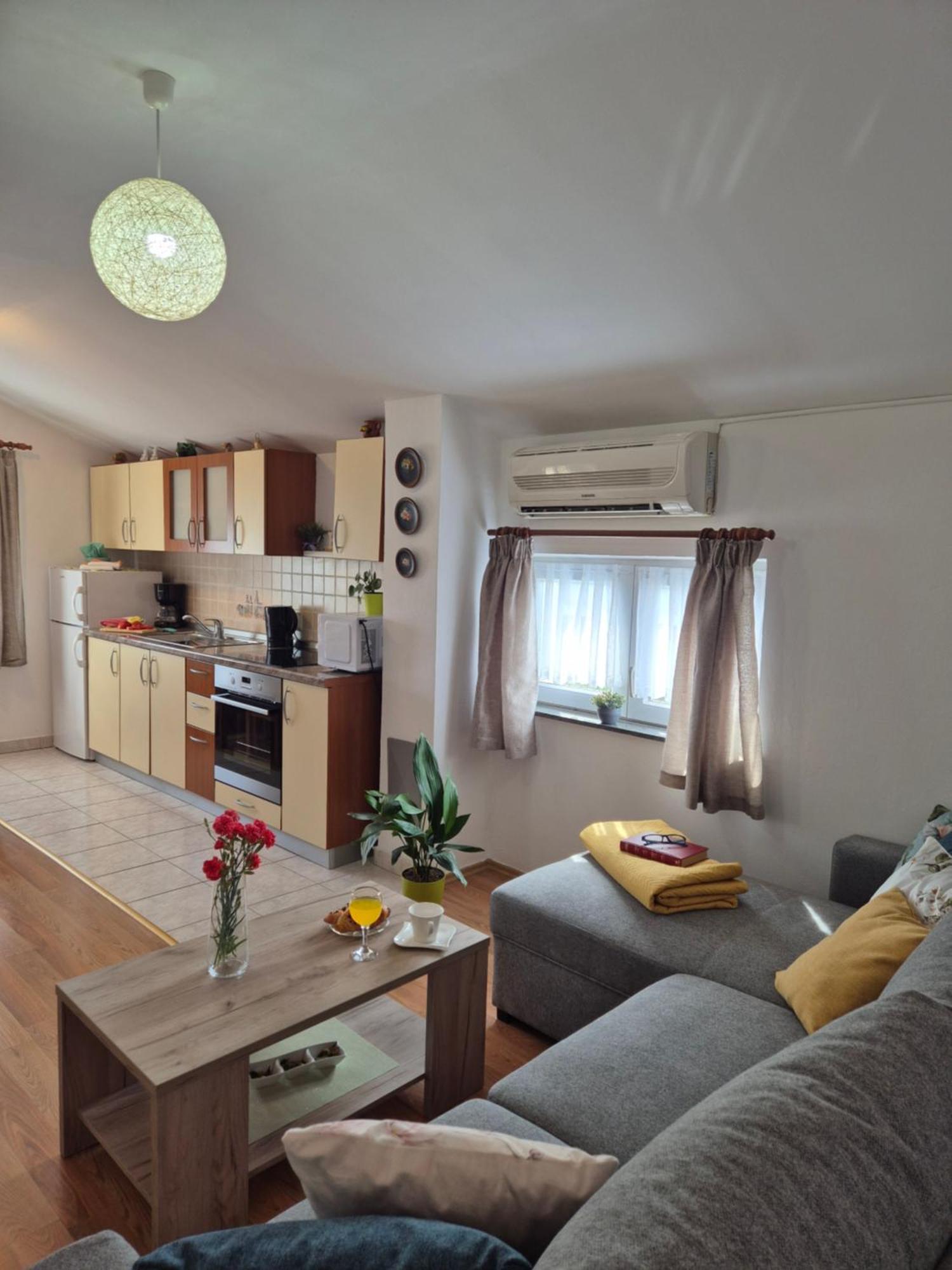 Apartman Lucija Leilighet Pridraga Eksteriør bilde