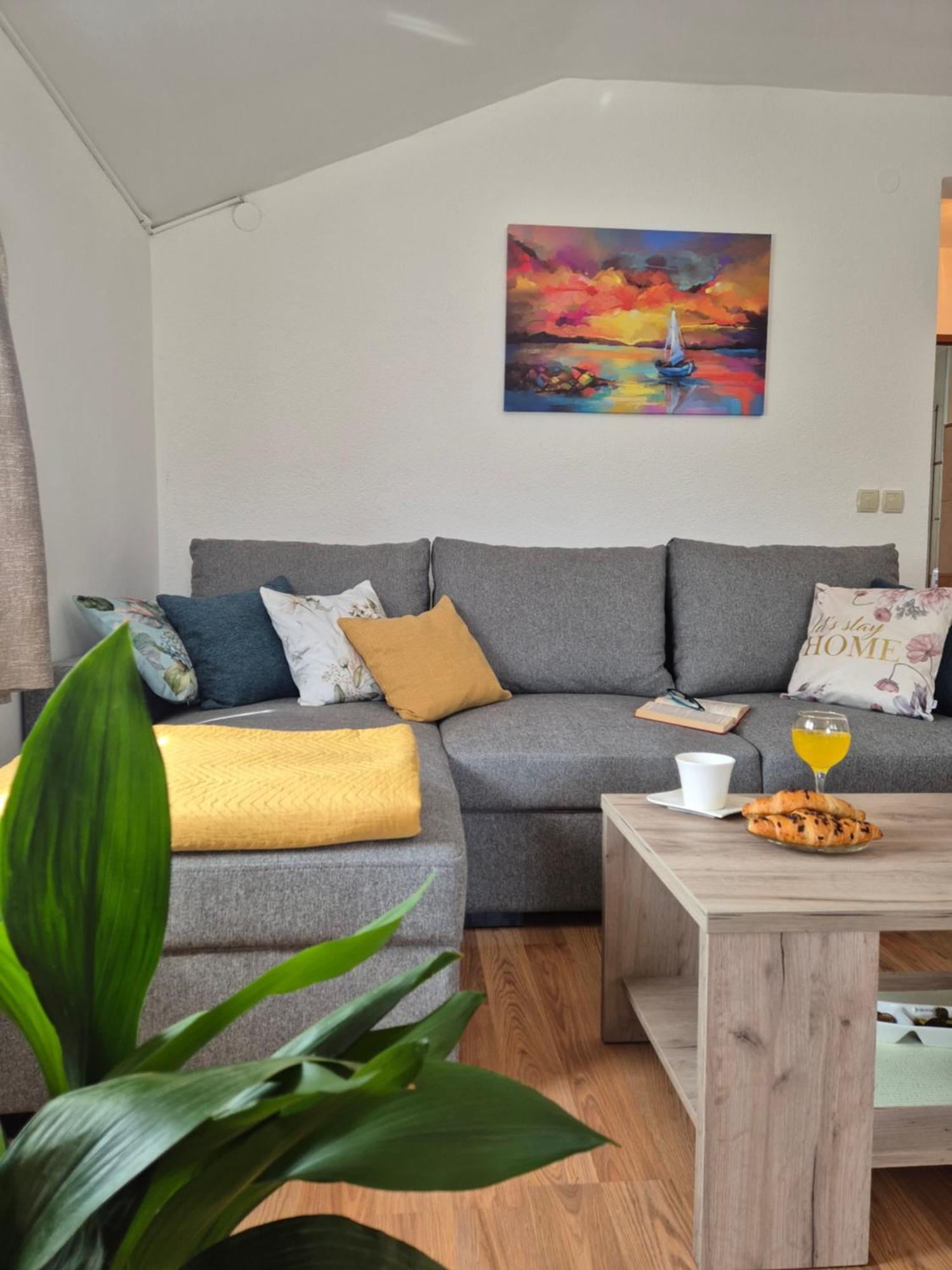 Apartman Lucija Leilighet Pridraga Eksteriør bilde